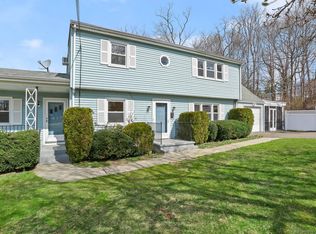 11 Cross Rd, Stamford, CT 06905