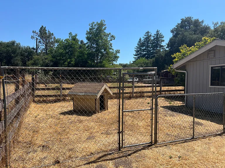 10125 Atascadero Ave #B — Photo 46