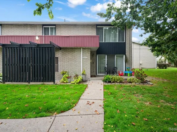 8323 Karam Blvd Unit 4, Warren, MI 48093