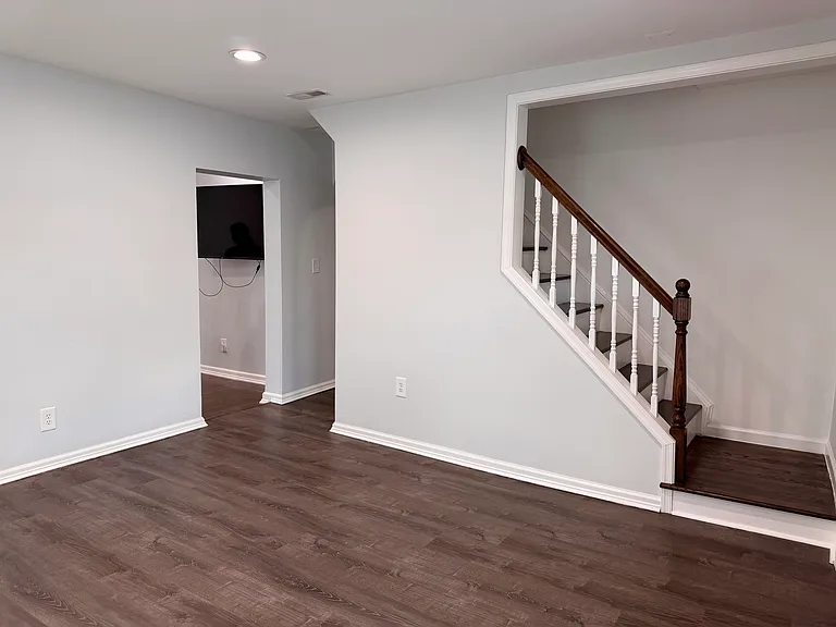 300 S Wayne St — Photo 12