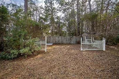 681 Marlborough Dr — Photo 58