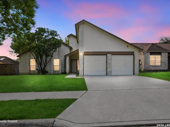 2713 Lockwood Ln, Schertz, TX 78154
