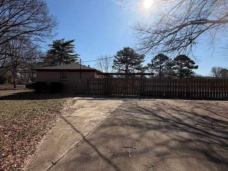 6111 Homestead Rd — Photo 33