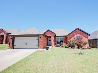 2616 Kadlan Dr, El Reno, OK 73036