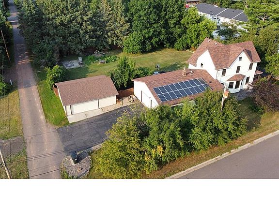 4th image of 401 River Bluff Ave