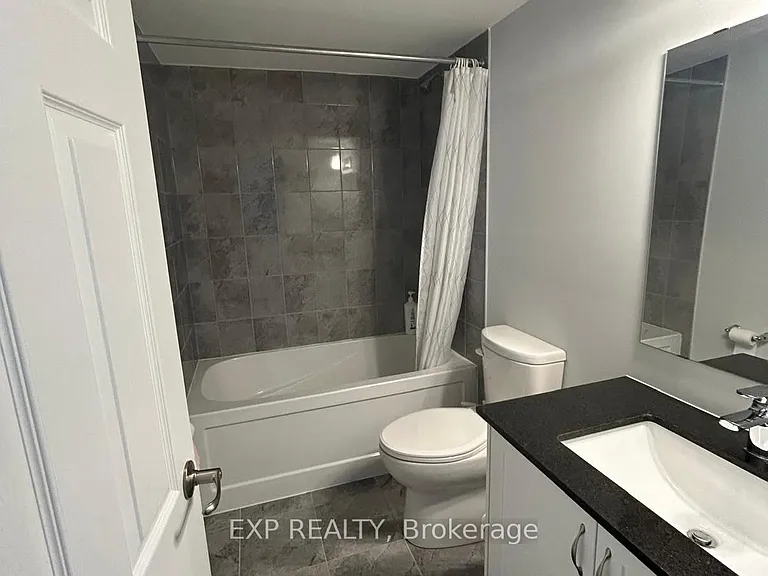 1045 Curraglass Walk — Photo 21