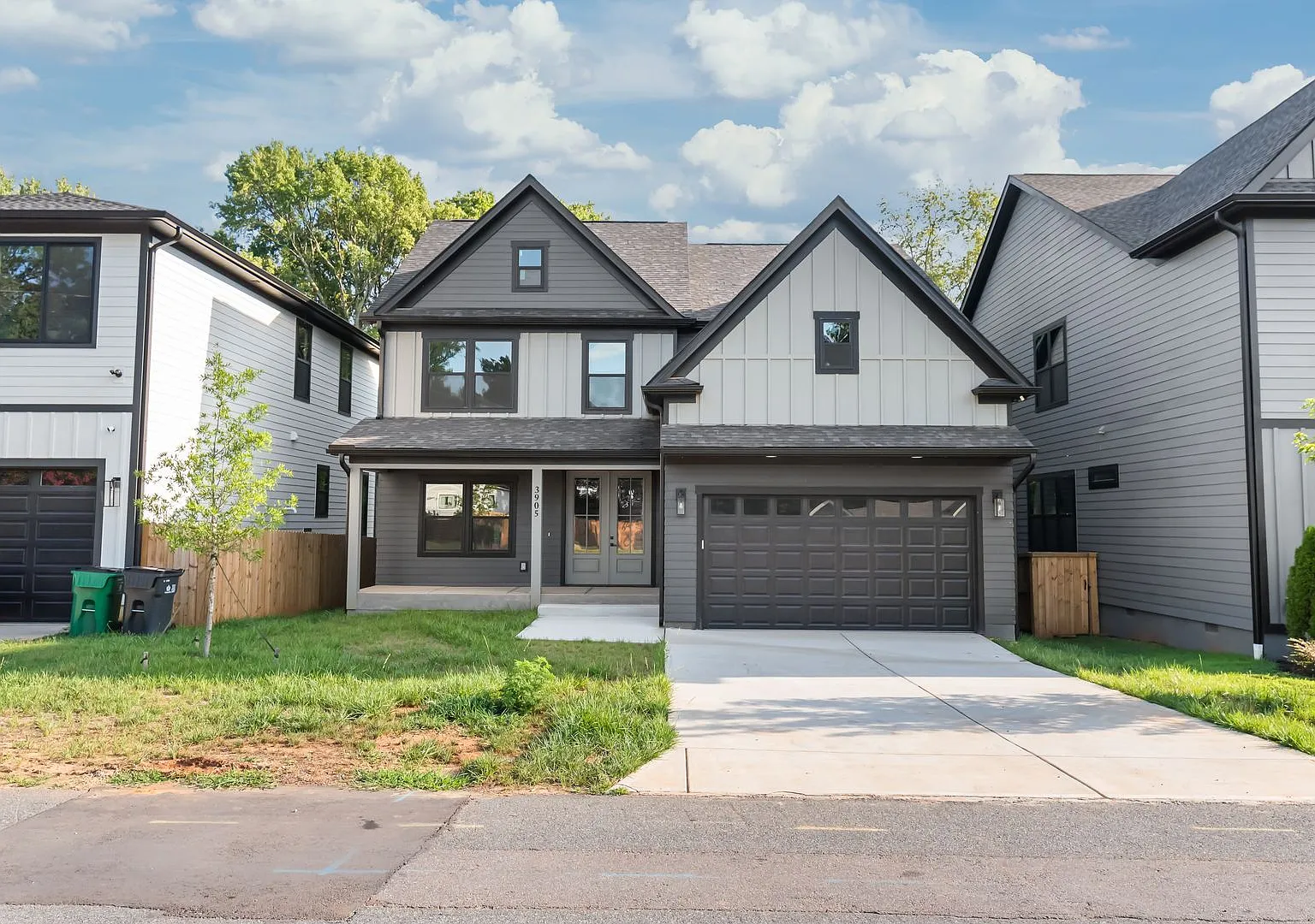 Stunning New Construction Near Uptown — Photo 2