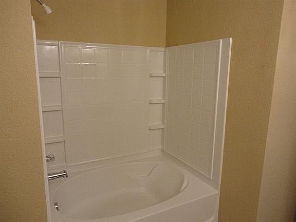 3rd image of 2042 Limestone Dr