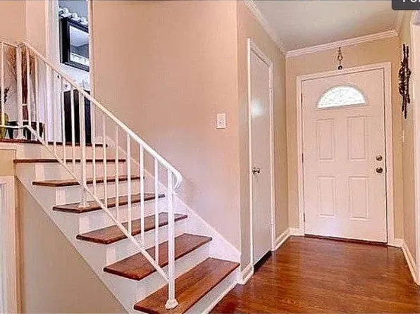 2342 Cortez Way, Atlanta, GA 30319