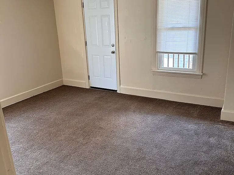 15 Umberto Ave — Photo 16