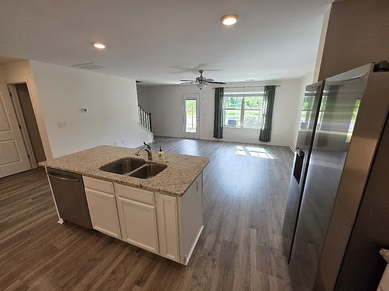 156 Rising Pvt Ln — Photo 2