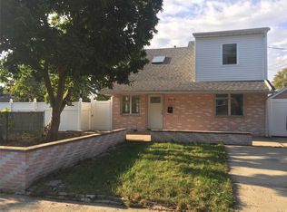 230-03 64th Ave, Flushing, NY 11364