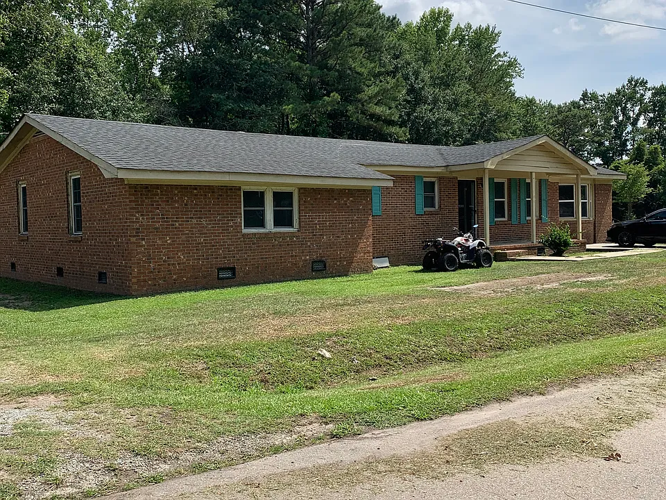 204 Julia St