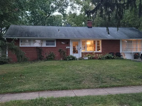 7119 Jayhawk St, Annandale, VA 22003