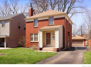 1432 Eggert Rd, Amherst, NY 14226