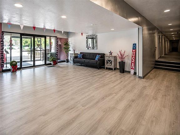 4th image of 170 Highland St #103B