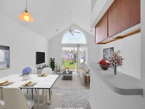 4254 Long Lake Dr #14105