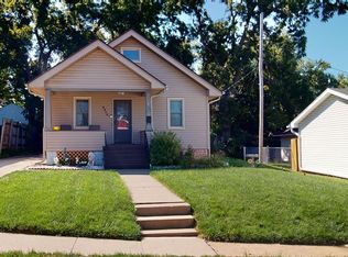2585 Vane St, Omaha, NE 68112