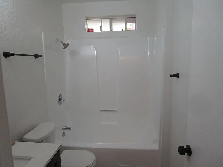 1426 Callen St — Photo 5