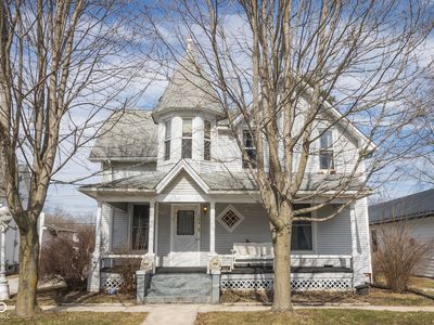 104 E Washington St, Roachdale, IN, 46172