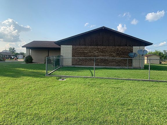3rd image of 3501 NE Silcott Pl