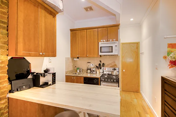 Rented by Corcoran | media 7