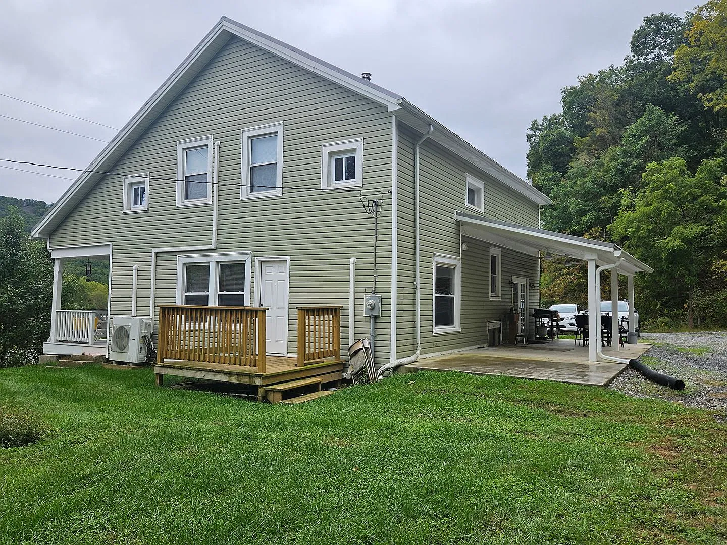 4 Bedroom House for Rent — Photo 1