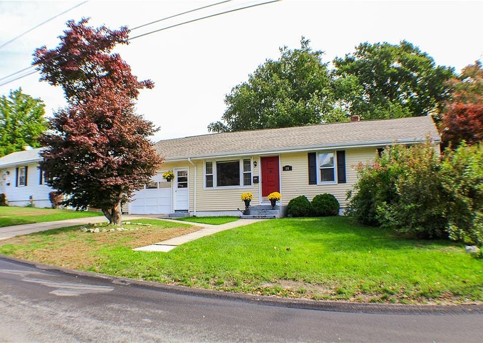 1st image of 18 Brookfield Dr