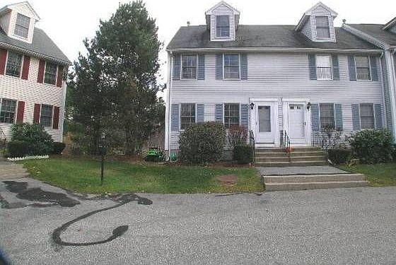 1st image of 14 Wyndmere Dr