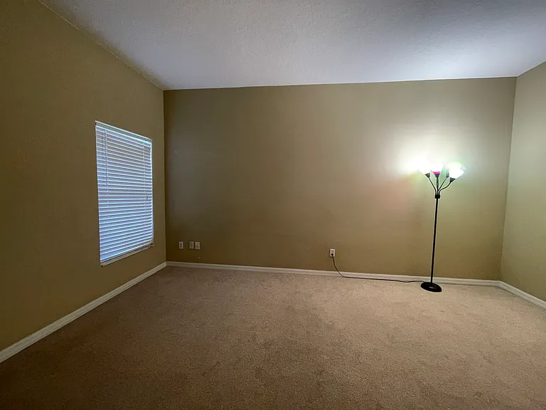 9805 Portofino Dr — Photo 22