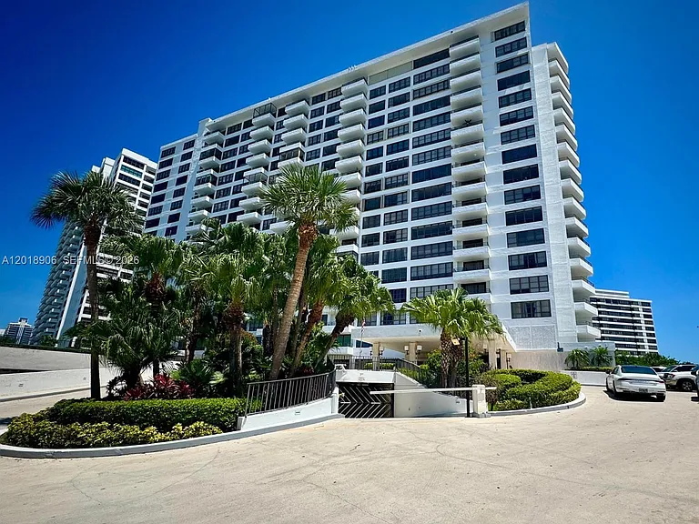 600 Three Islands Blvd #920 — Photo 27