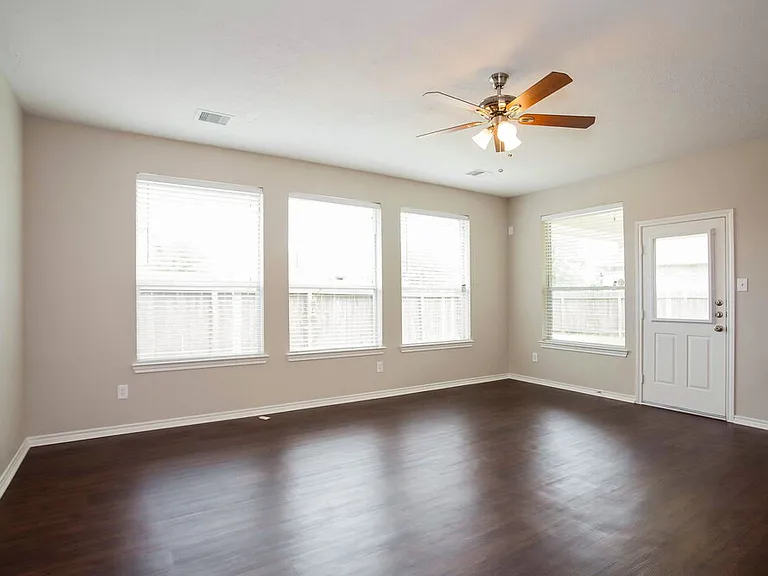 11003 Oasis View Ln — Photo 4