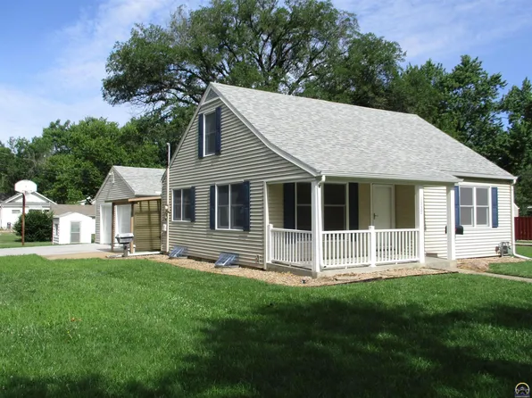1535 SW Webster Ave, Topeka, KS 66604