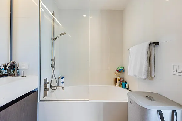 Rented by BARNES New York | media 16