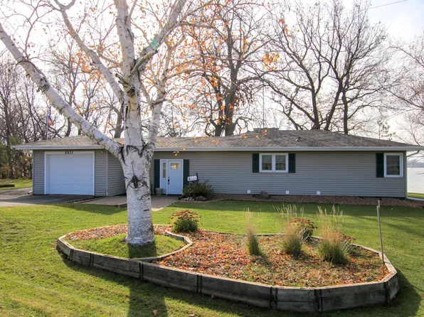 8937 47th St SW, Howard Lake, MN 55349