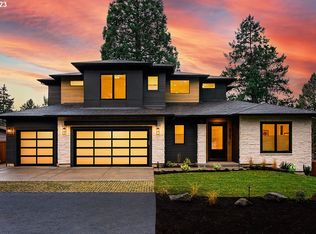 2121 Wembley Park Rd, Lake Oswego, OR 97034