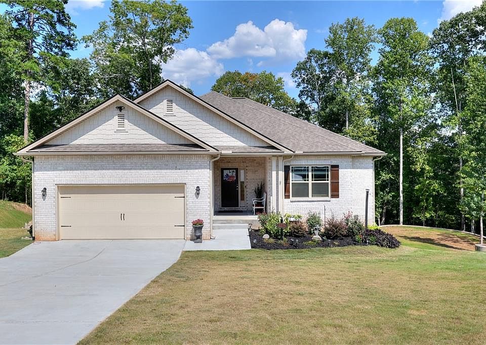 1st image of 3276 Amberwood Dr
