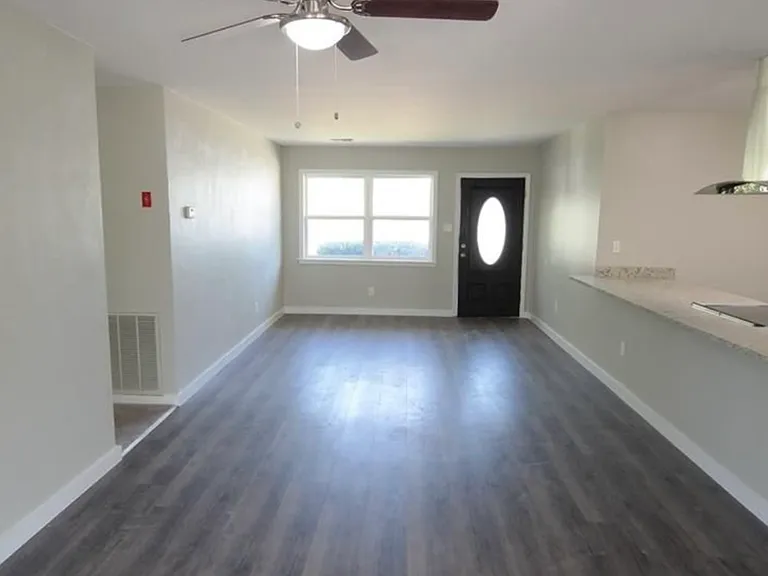 617 De Laura Cir — Photo 5