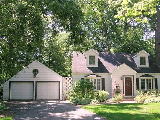 948 Sylvan Cir photo 1