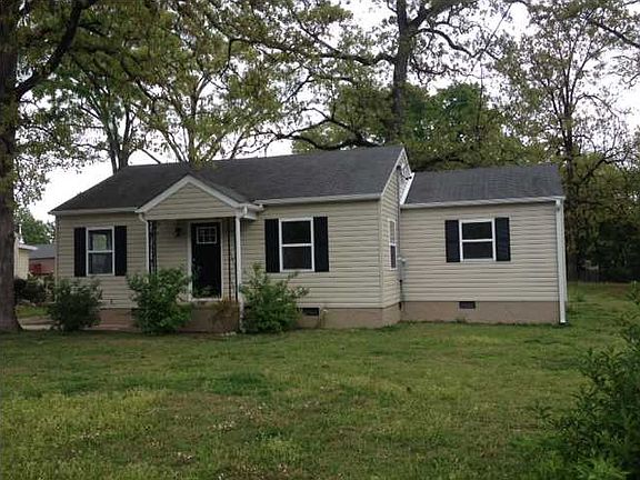 2nd image of 3968 Birmingham Dr