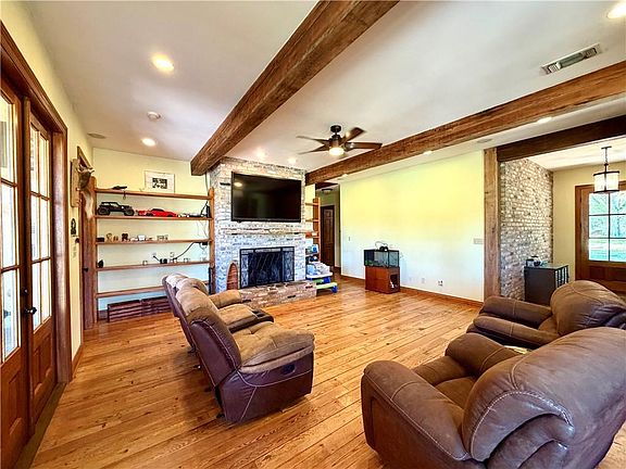 2nd image of 67556 S River Rd