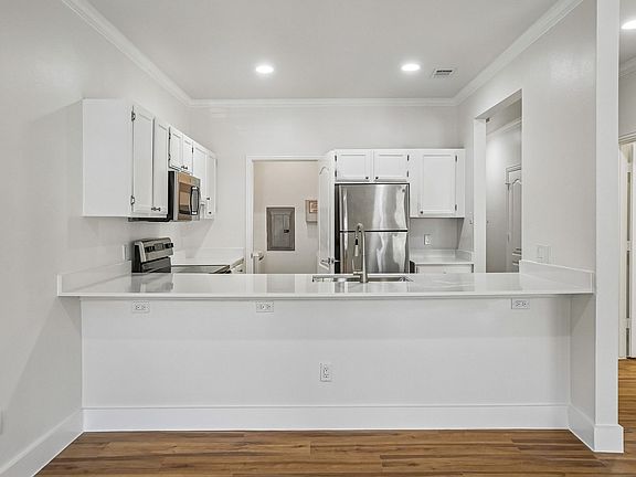 2nd image of 4125 Holland Ave #Fb628e645
