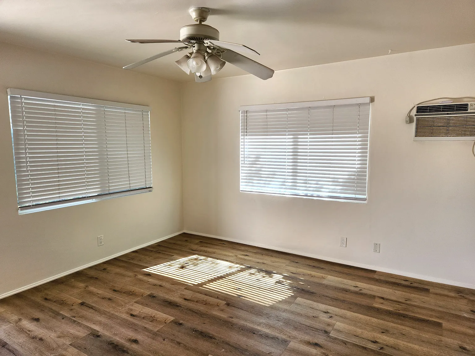 2 bed, $2,275 — Photo 3
