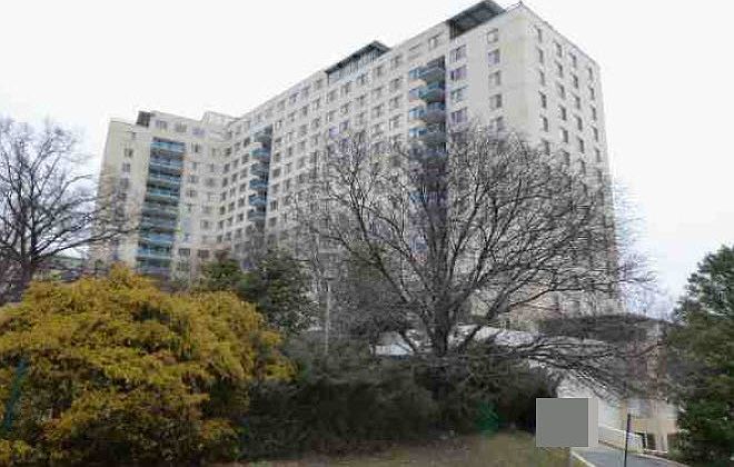 2nd image of 10401 Grosvenor Pl APT 325