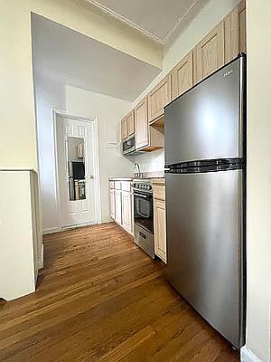 3rd image of 2350 Broadway #1231
