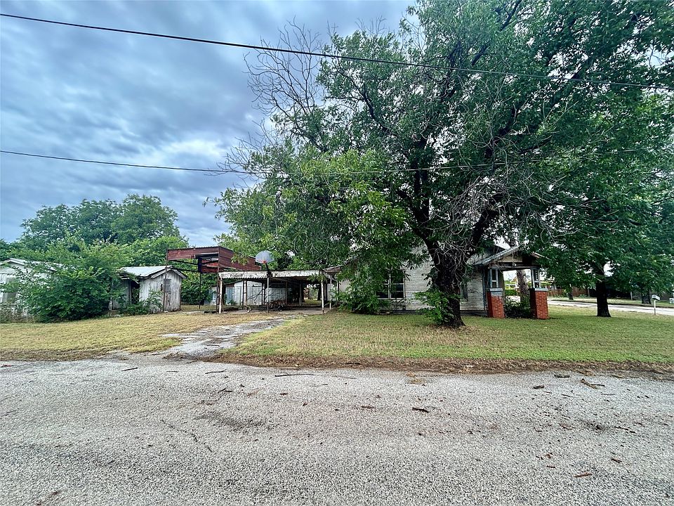 1st image of 501 W 12th St