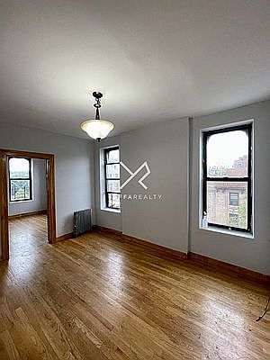 1st image of 224 Sterling St APT 7