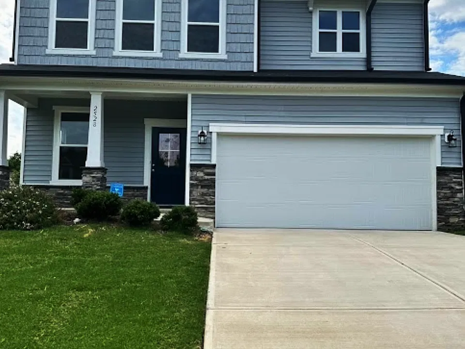 2528 Reynolds Dr