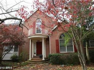 1300 Pinstripe Ct, Vienna, VA 22182