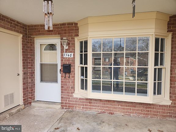3rd image of 7748 Lakecrest Dr